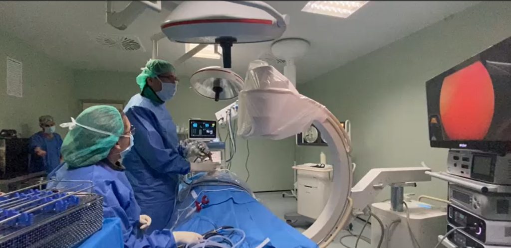 Dr. Castilla_cirugia lumbar_hospital san agustin_sevilla